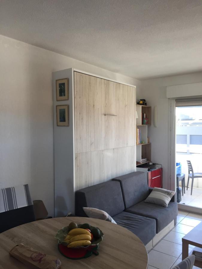 F2 Immeuble Les Pieds Dans L'Eau Apartment Villeneuve-Loubet Exterior photo